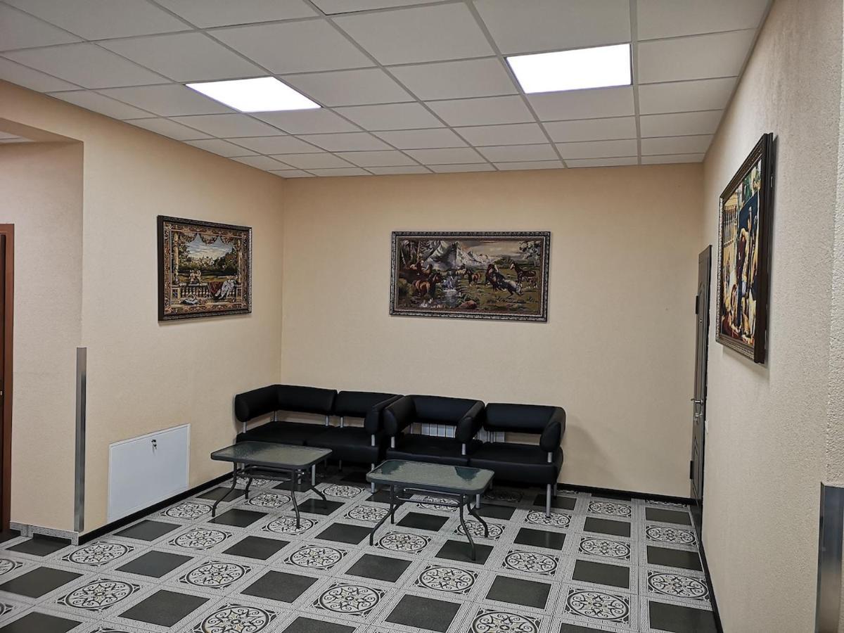 Отель Визит Pogreby  外观 照片