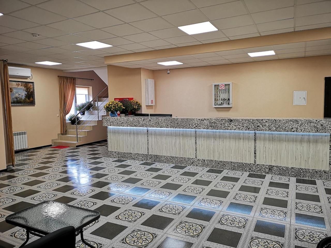 Отель Визит Pogreby  外观 照片